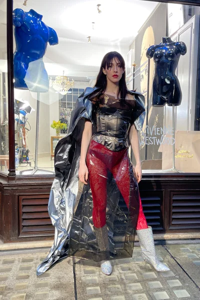 Look 22